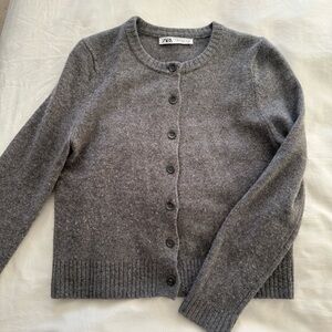 Zara Gray 100% Wool Sweater